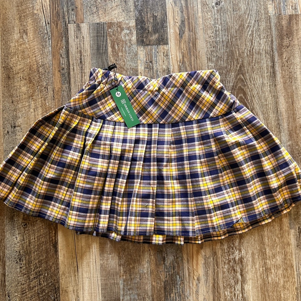 Plaid Pleated Mini Skirt in Yellow -Unbranded